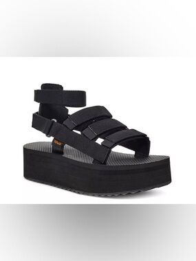 Teva Women's Flatform Mevia Sandal Black Size 9 NWOT